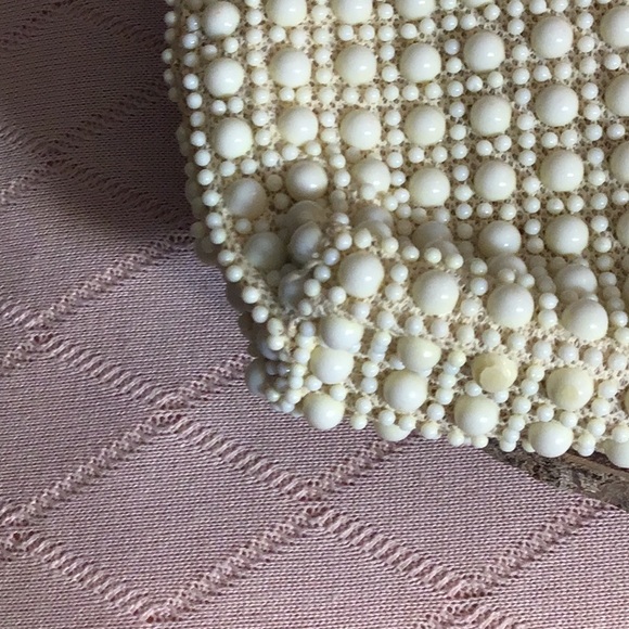 Vintage Hong Kong 1960s cream colored beaded purse in excellent condition - Picture 5 of 14